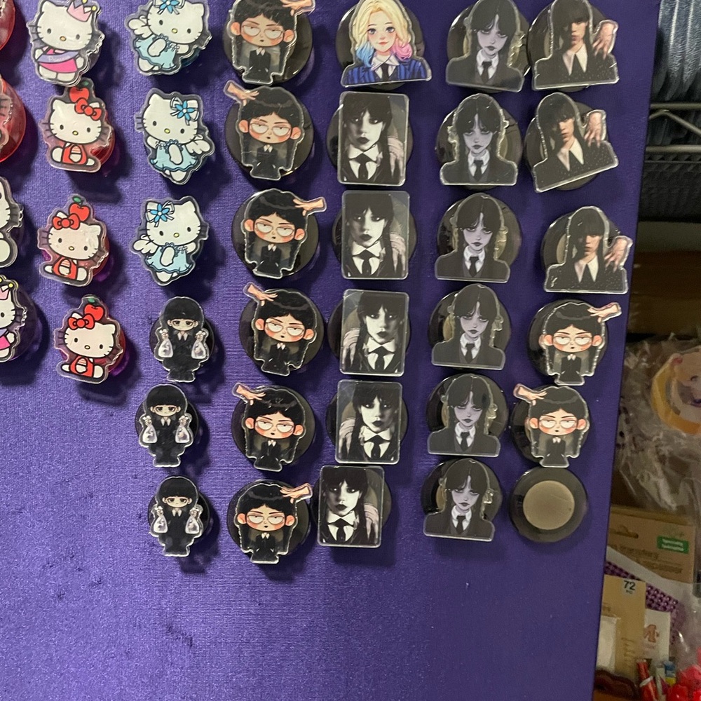 MAGNETS BUNDLE (4 FOR $25) 😍💕 - Picture 3 of 3